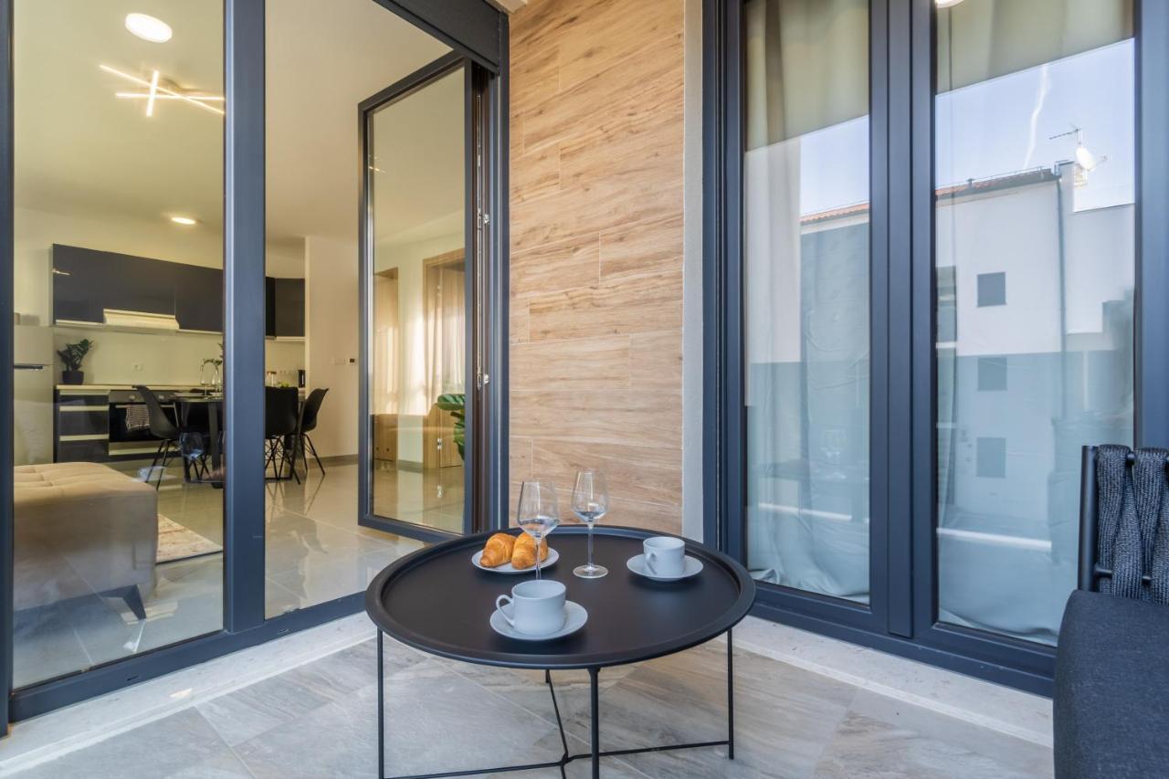 Apartment Laurel Μεντουλίν Εξωτερικό φωτογραφία